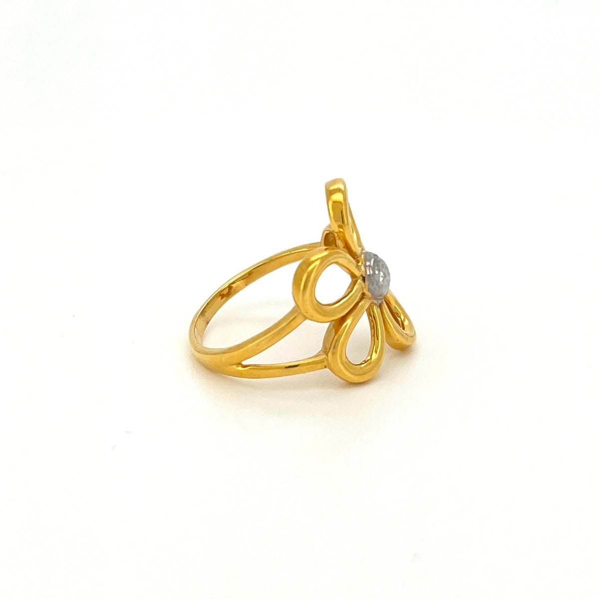 Two Tone Floral Outline Ring — image 3